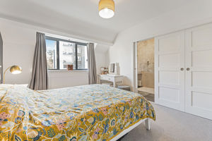 Photo 13- click for photo gallery